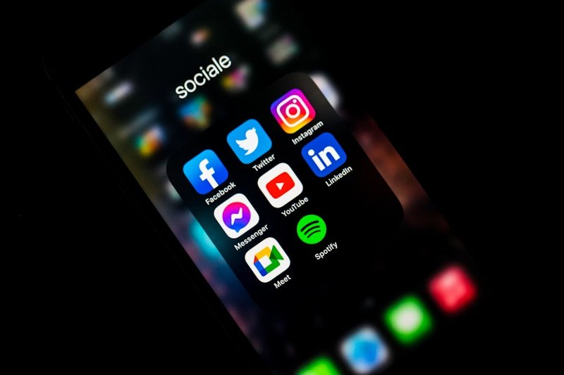 LinkedIn Banner Design